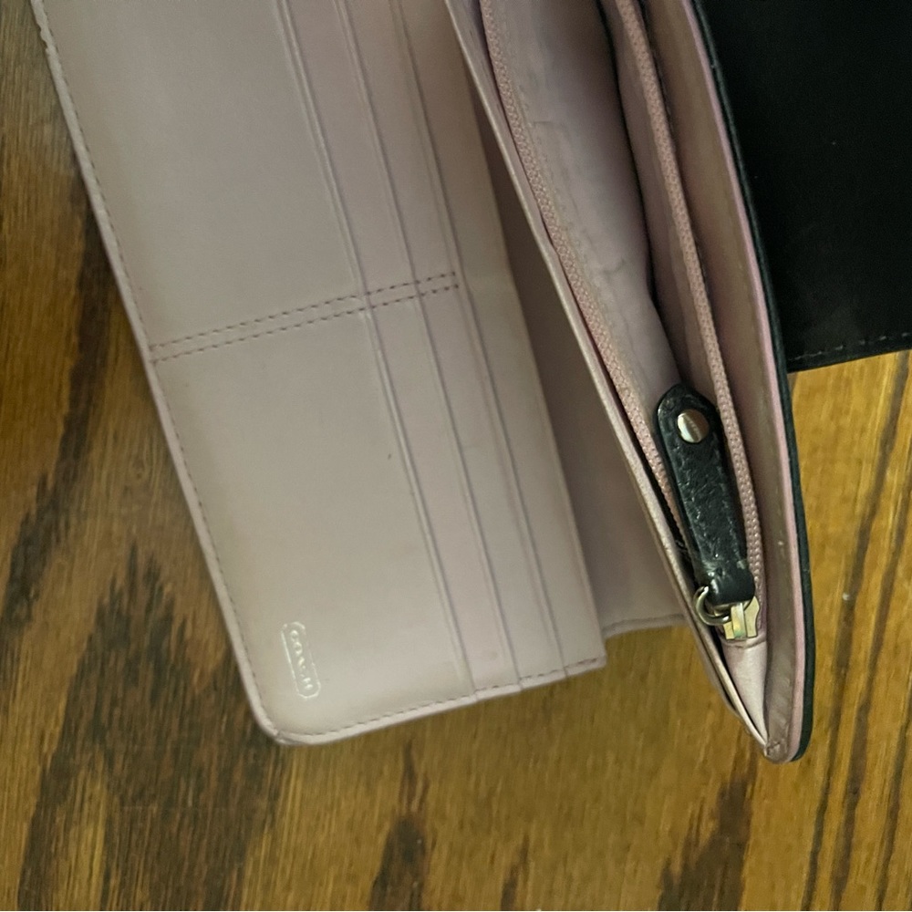 Coach Wallet - Pink & Black - Picture 6 of 6